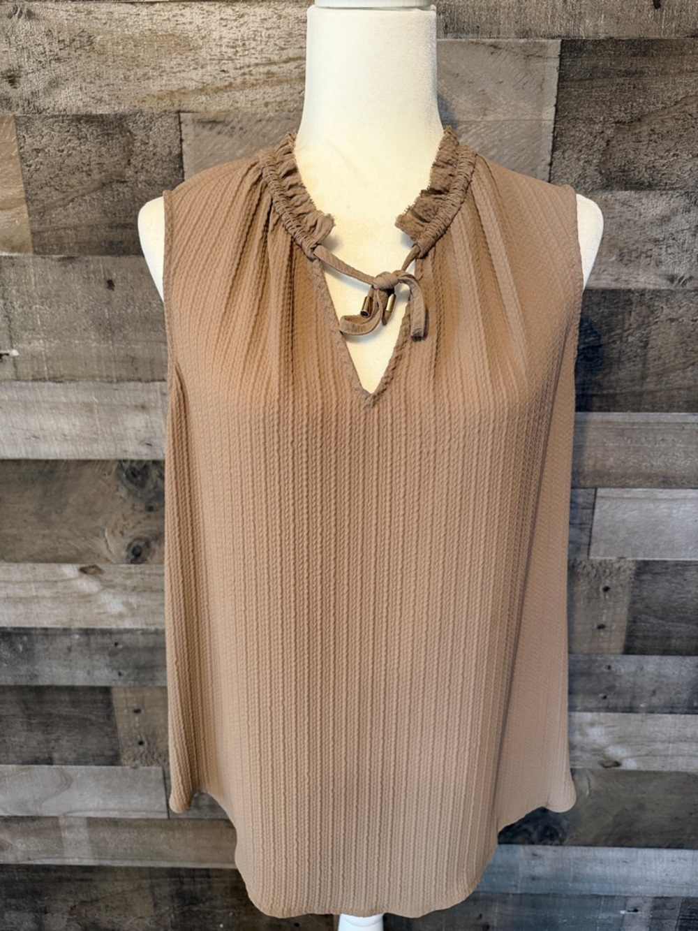 Apt. 9 Sleeveless tie front top Size S